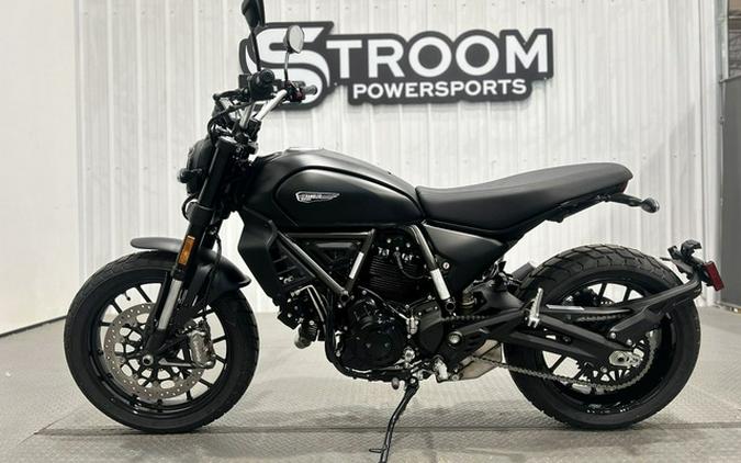 2025 Ducati Scrambler Icon Dark 800 ICON