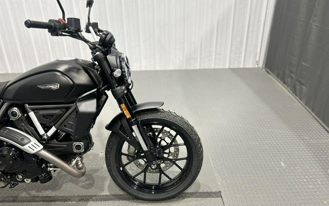 2025 Ducati Scrambler Icon Dark 800 ICON