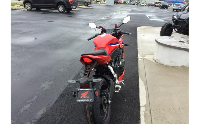 2025 Honda CBR650R ABS E-Clutch