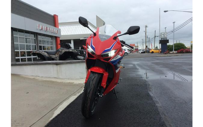 2025 Honda CBR650R ABS E-Clutch