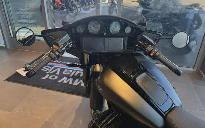 2025 BMW R 18 B