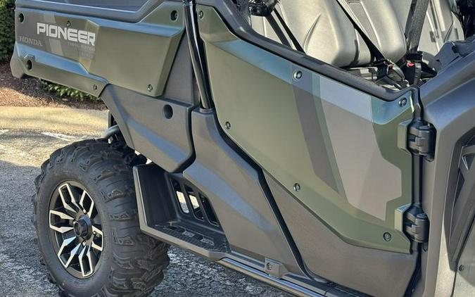2025 Honda® Pioneer 1000 Trail