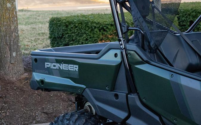 2025 Honda® Pioneer 1000 Trail