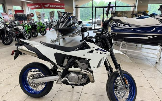 2026 Suzuki DR-Z4SM