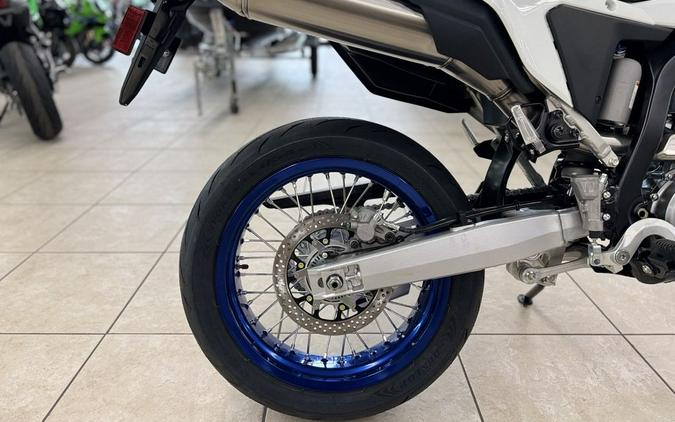 2026 Suzuki DR-Z4SM