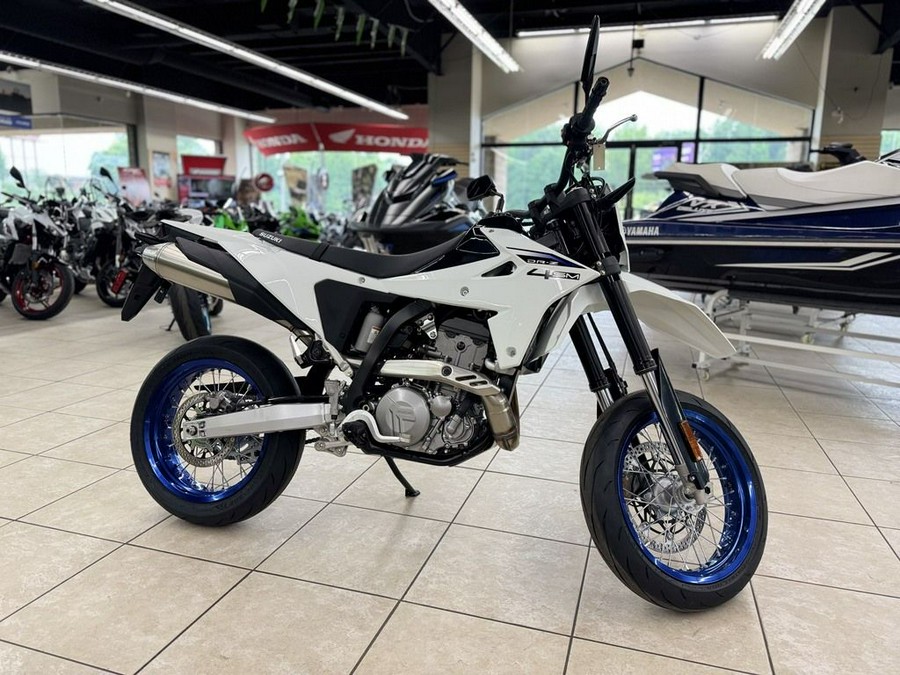2026 Suzuki DR-Z4SM