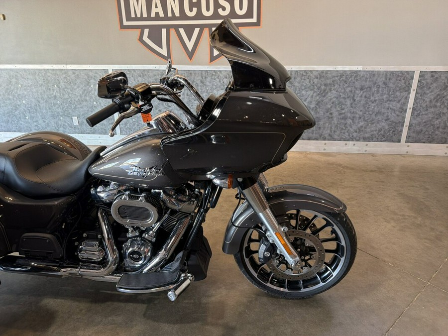 FLTRT 2023 Road Glide® 3