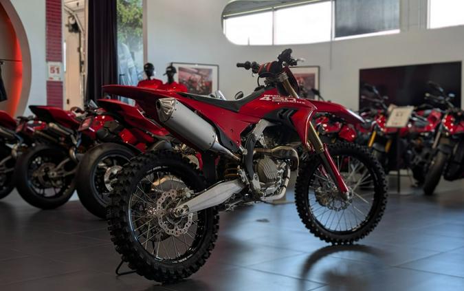 2026 Ducati Desmo450 MX