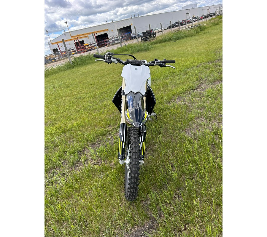 2026 Triumph TF 450-X