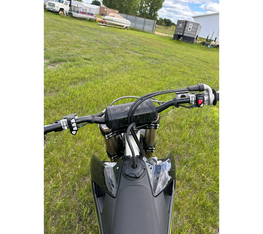 2026 Triumph TF 450-X