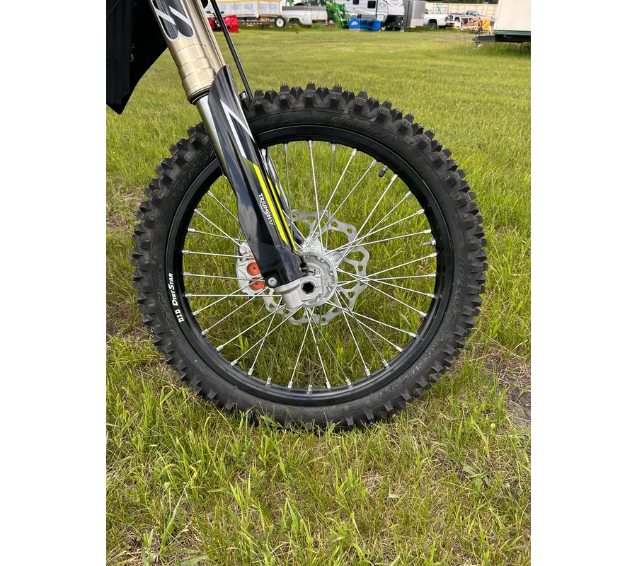 2026 Triumph TF 450-X