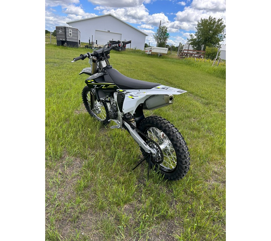 2026 Triumph TF 450-X