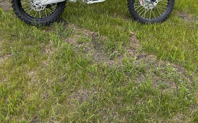 2026 Triumph TF 450-X