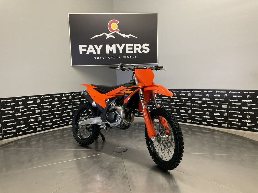 2026 KTM 450 SX-F - 42701M