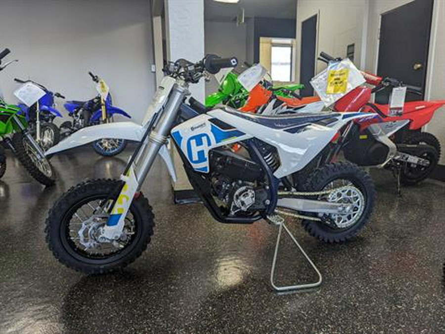 2024 Husqvarna EE 3