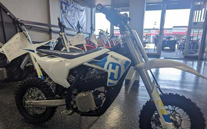 2024 Husqvarna EE 3