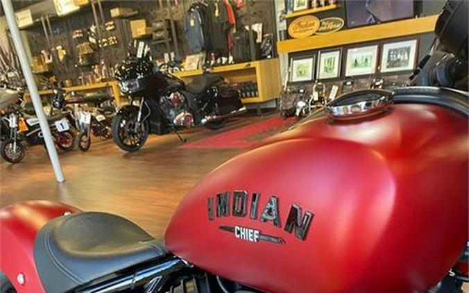 2022 Indian Motorcycle® Chief® ABS Ruby Smoke