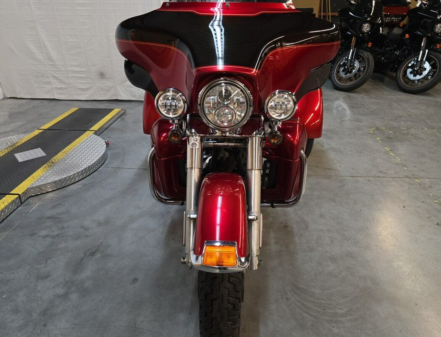 FLHTCUTG 2012 Tri Glide Ultra Classic