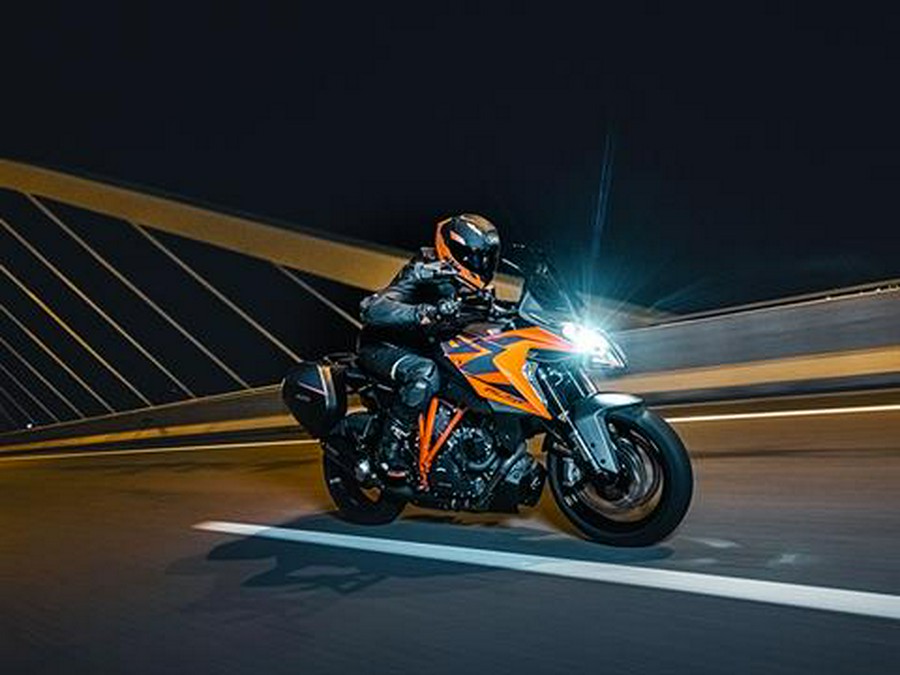 2024 KTM 1290 Super Duke GT