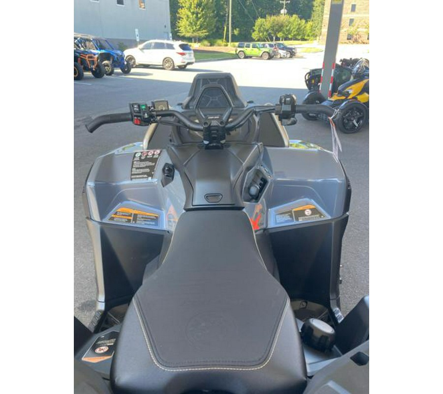 2026 Can-Am® Outlander X mr 1000R Granite Grey