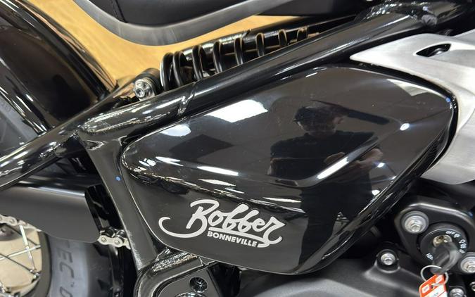 2026 Triumph Bonneville Bobber Jet black