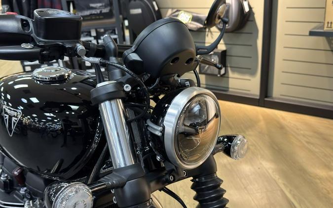 2026 Triumph Bonneville Bobber Jet black