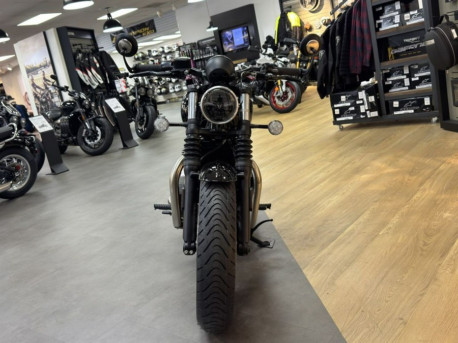 2026 Triumph Bonneville Bobber Jet black
