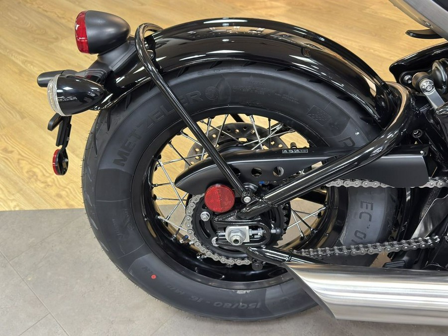 2026 Triumph Bonneville Bobber Jet black