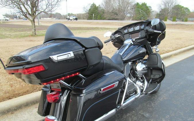 2014 Harley-Davidson Touring FLHTCU - Electra Glide Ultra Classic