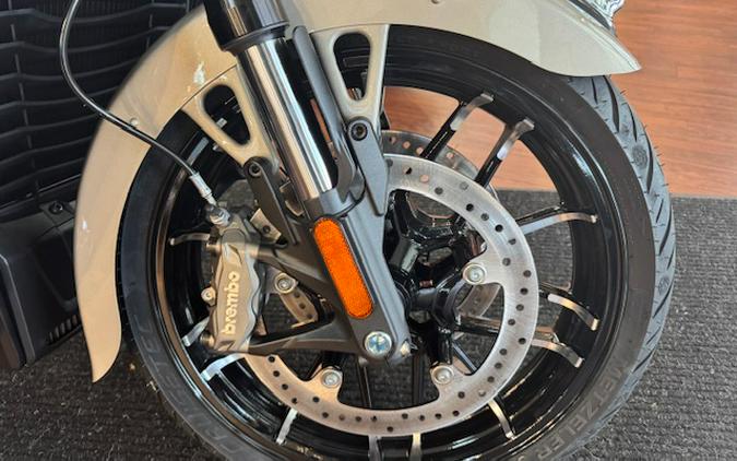 2026 Indian Motorcycle® Pursuit 112 Limited with PowerBand Audio Package