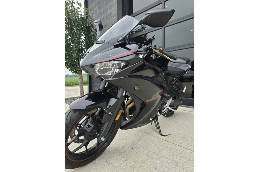 2018 YZF-R3 - Yamaha