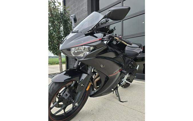 2018 YZF-R3 - Yamaha