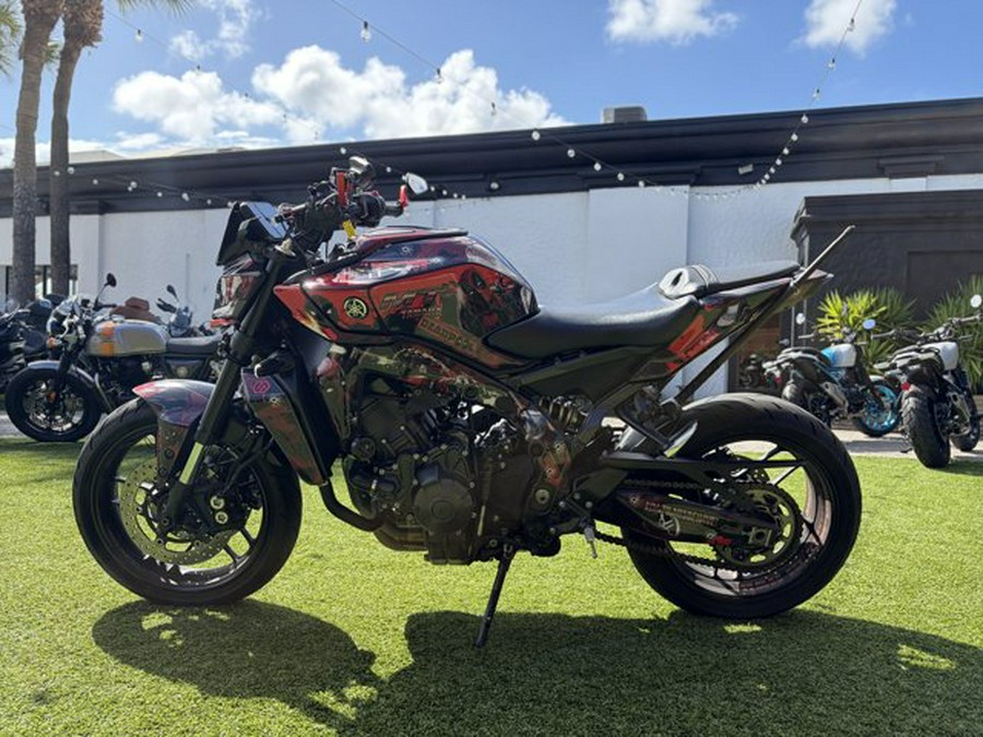 2024 Yamaha MT-09 DEAD POOL LIVERY
