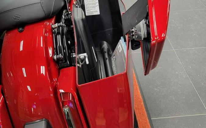 2025 Harley-Davidson® FLHX - Street Glide®