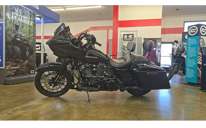 2018 Harley-Davidson® Road Glide® Special