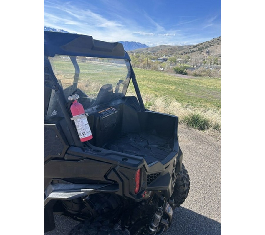 2021 Can-Am Maverick Sport Max DPS 1000R