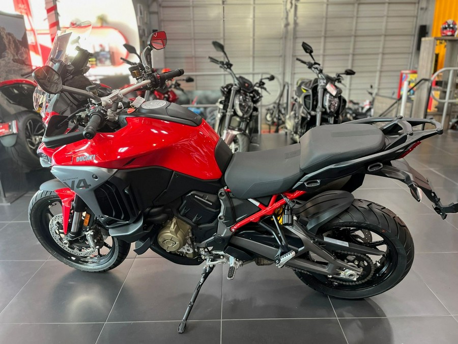 2025 Ducati Multistrada V4