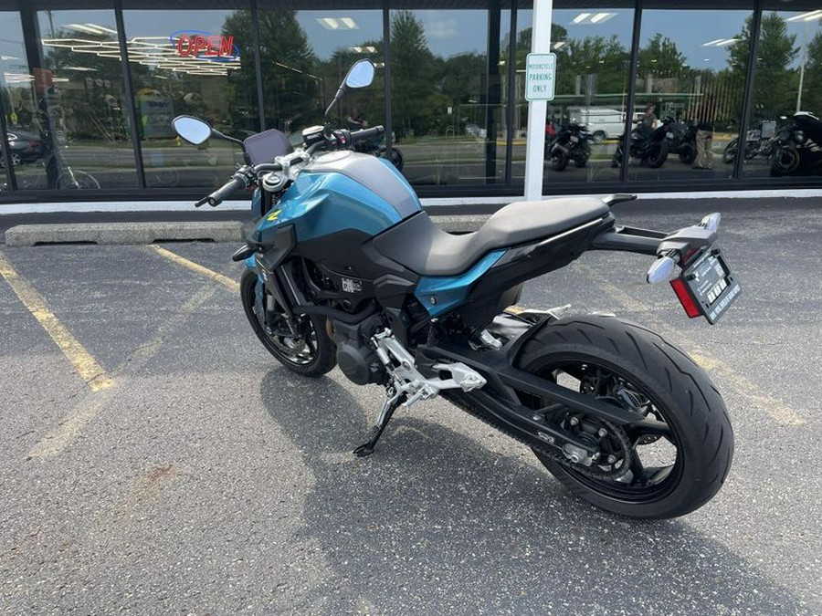 Used 2025 BMW F 900 R
