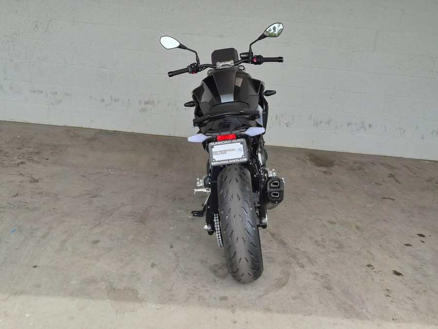 2026 BMW F 900 R