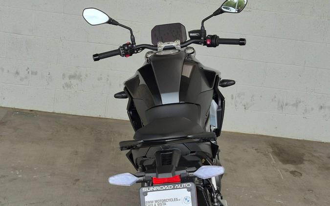2026 BMW F 900 R