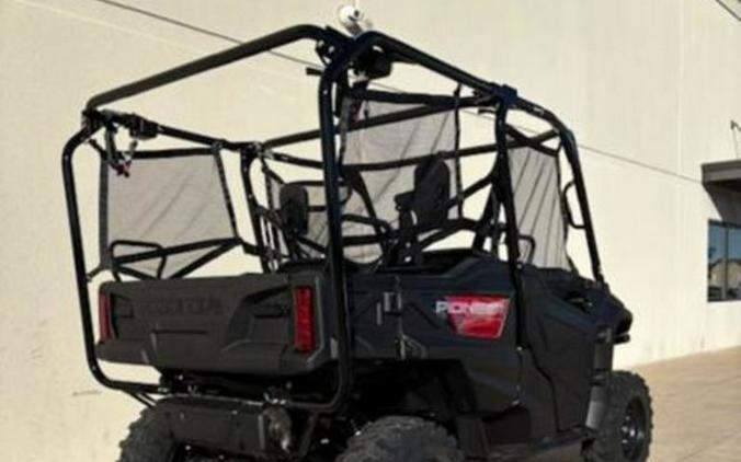 2025 Honda® Pioneer 1000-5 Deluxe