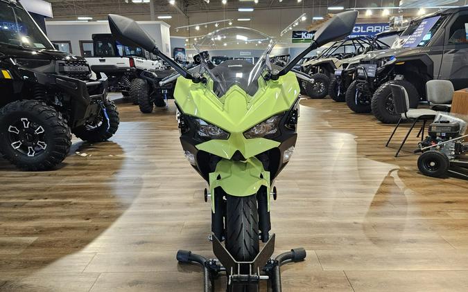 2026 Kawasaki NINJA 500 ABS Metallic Yellowish Green/Ebony - 110216