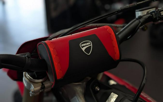 2026 Ducati Desmo450 MX