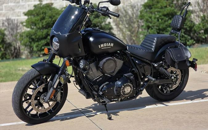 2025 Indian Sport Chief Black Smoke
