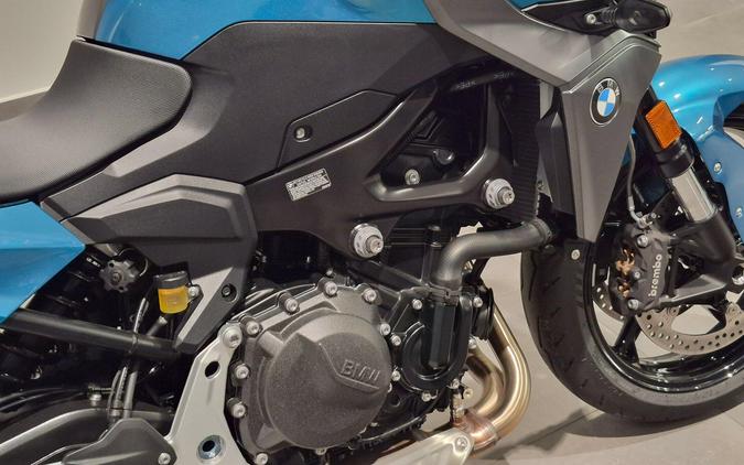 2026 BMW F 900 R