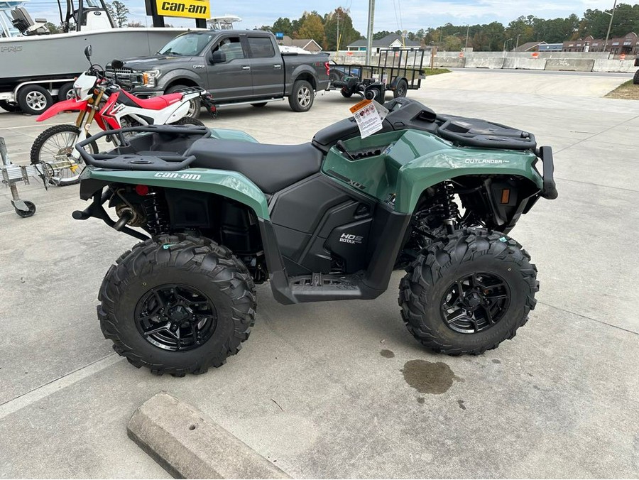2025 Can-Am OUTLANDER PRO XU HD5
