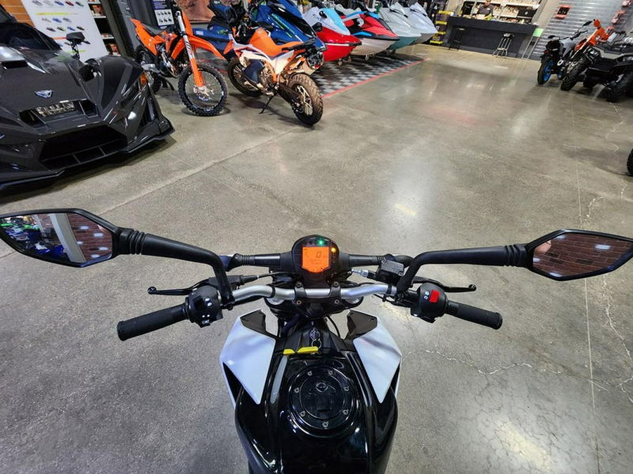 2022 KTM 200 Duke
