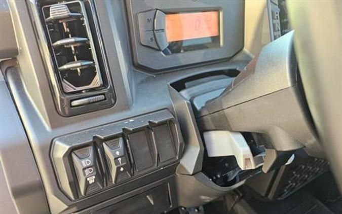 2026 Can-Am Defender MAX Limited HD11