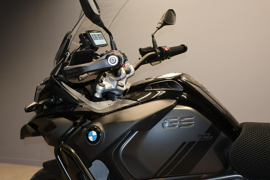 2021 BMW Motorrad BMW R 1250 GS Adventure