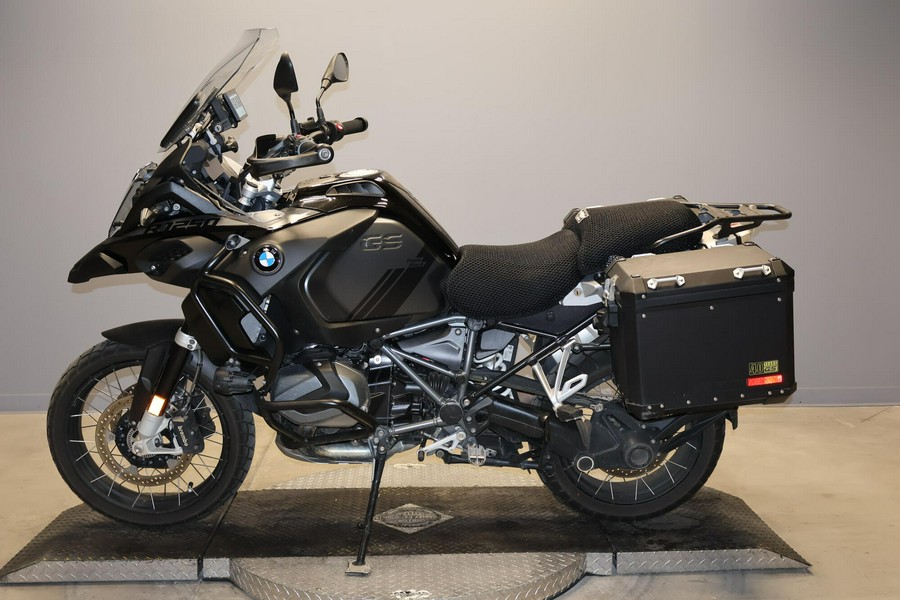 2021 BMW Motorrad BMW R 1250 GS Adventure